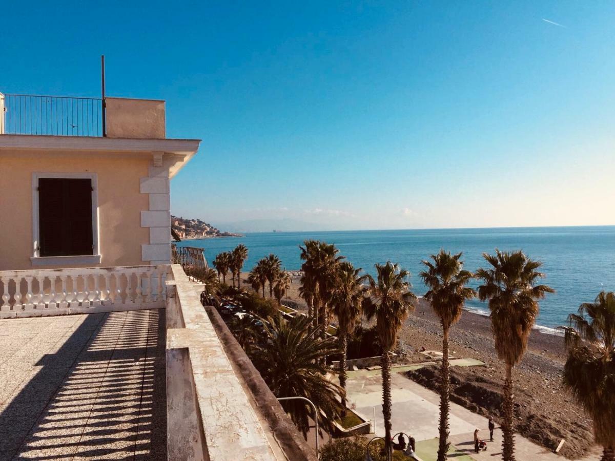 Una Finestra Sul Mare Cogoleto Exteriör bild